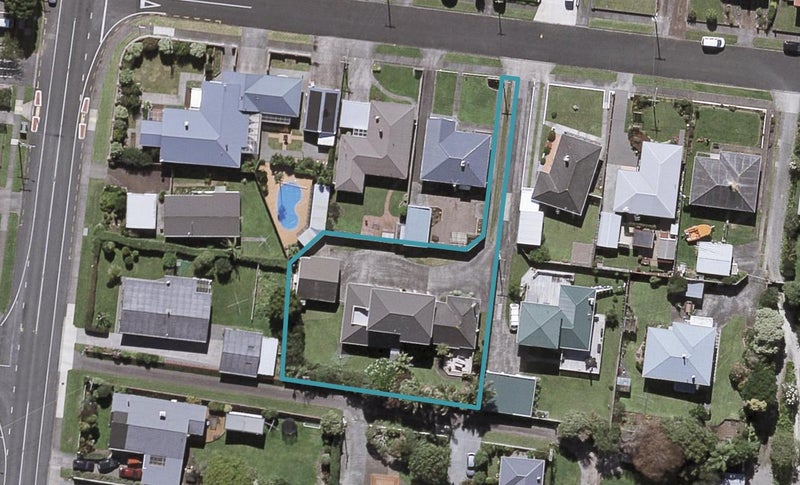 8A Trafalgar Street, Westown, New Plymouth - Carousel 1