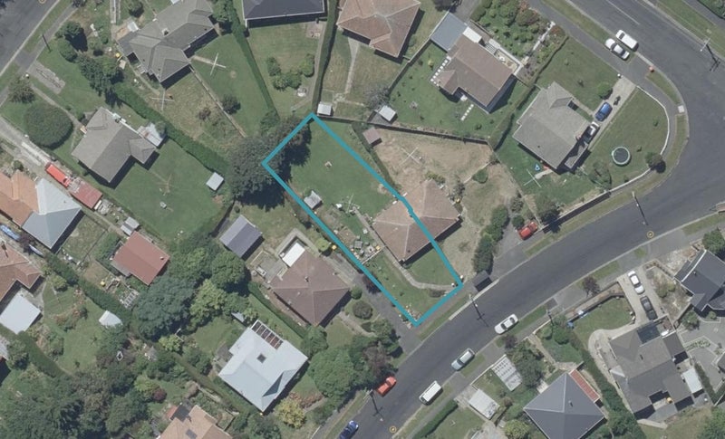 61 Mayfield Avenue, Wakari, Dunedin - Carousel 1