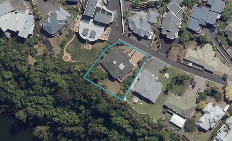 43 Munro Place, Flagstaff, Hamilton - Carousel 1