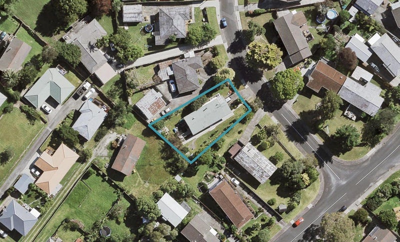 3 Pankhurst Place, Sunnyvale, Auckland - Carousel 1