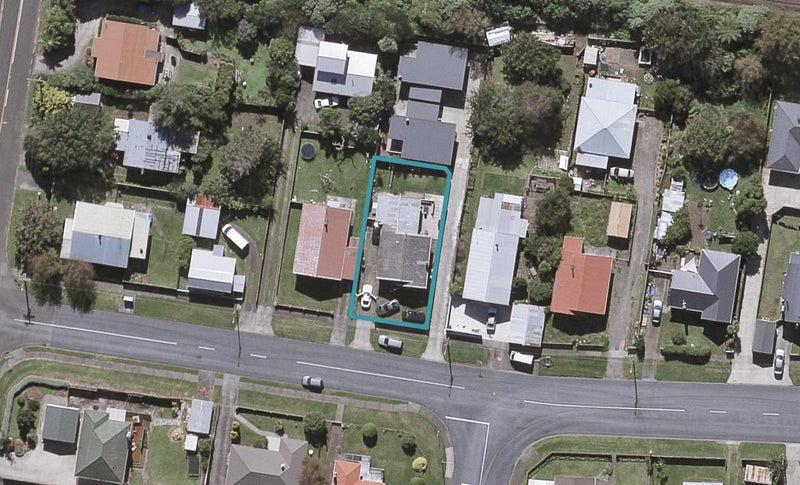 5 Atiawa Street, Glen Avon, New Plymouth - Carousel 1