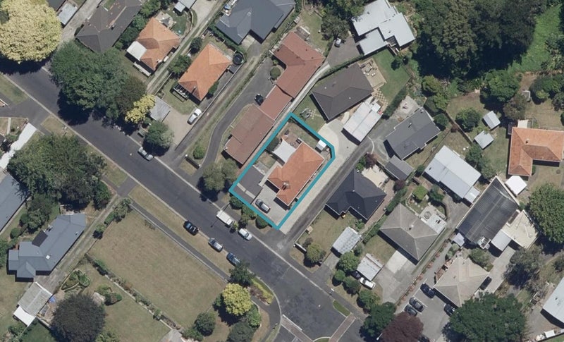 42 Casey Avenue, Fairfield, Hamilton - Carousel 1