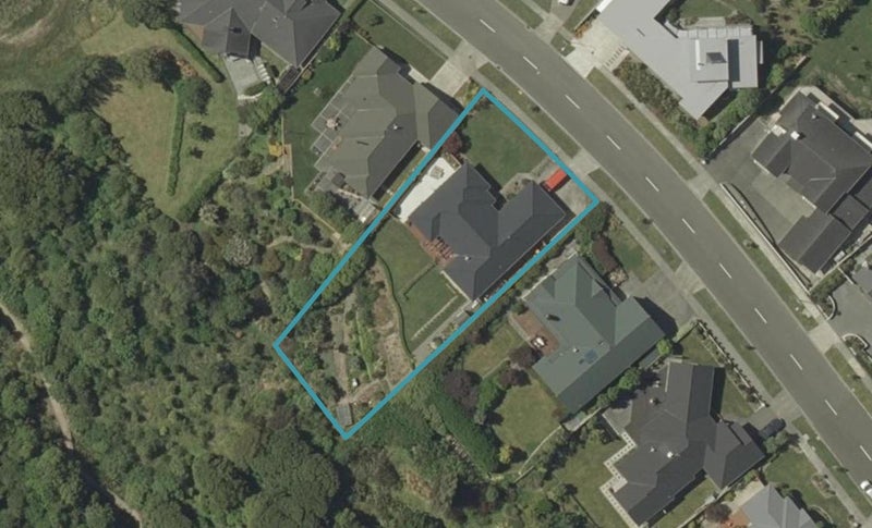 81 Cashmere Drive, Fitzherbert, Palmerston North - Carousel 1