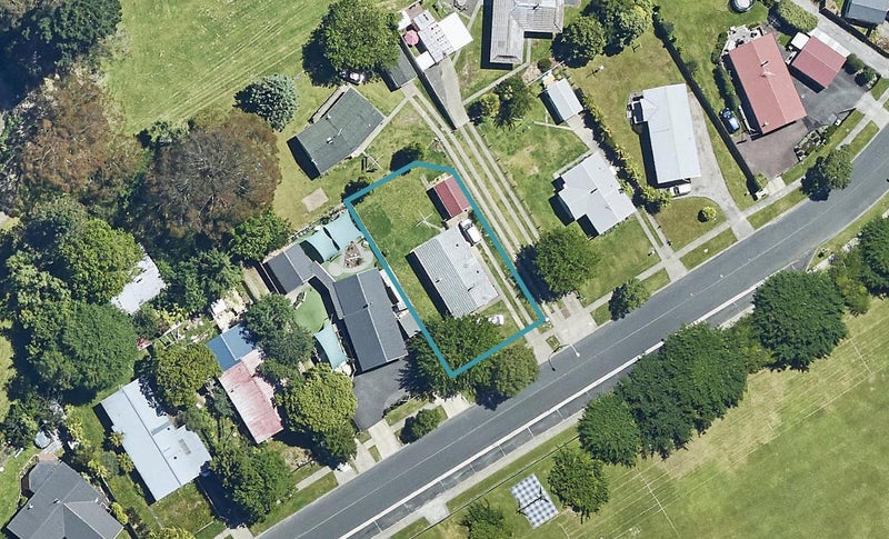 73 Aquarius Drive, Kawaha Point, Rotorua - Carousel 1