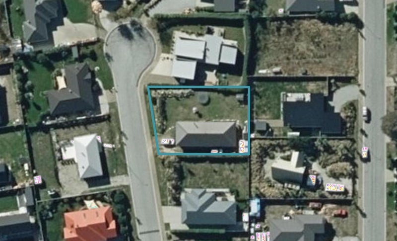 8 Paradise Place, Wanaka - Carousel 1