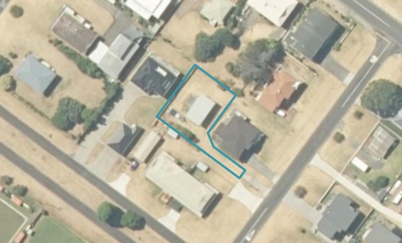 201B Bond Street, Whangamatā - Carousel 1