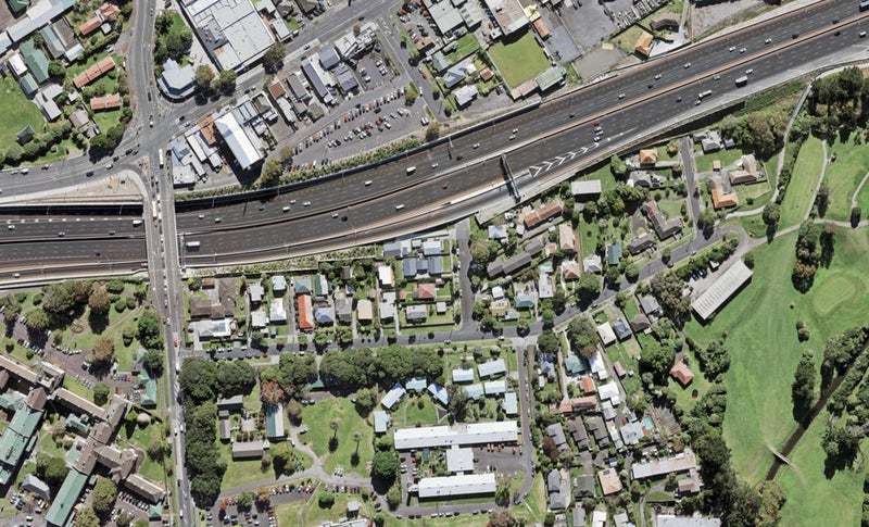 1/27 Parr Road South, Mount Albert, Auckland - Carousel 1