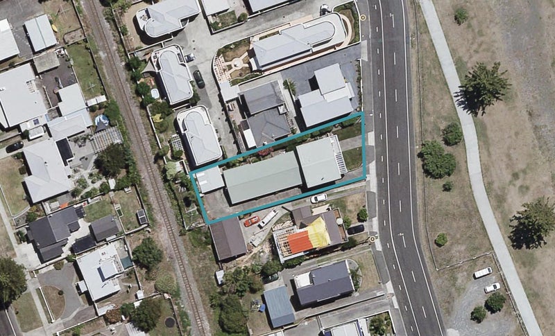 22 The Esplanade, Westshore, Napier - Carousel 1