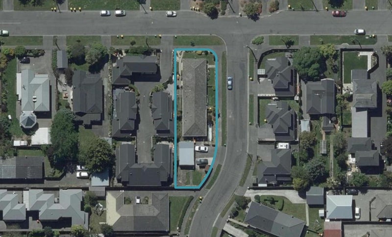 2/2 Trist Place, Edgeware, Christchurch - Carousel 1