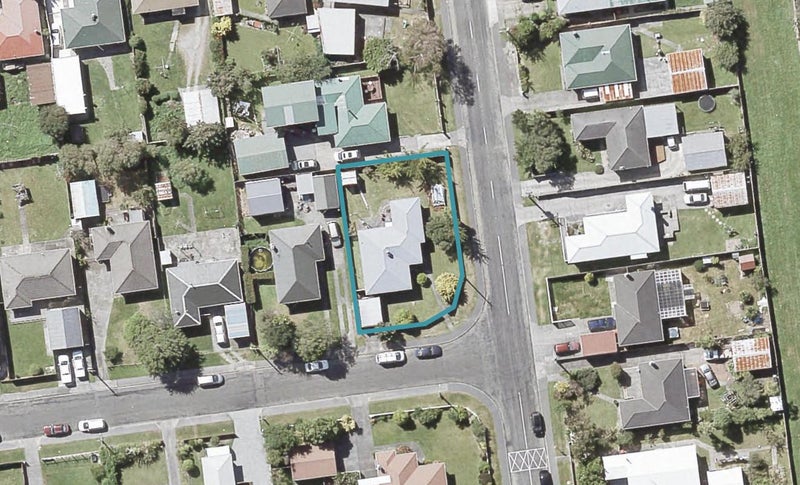 2 Hunt Street, Wainuiomata, Lower Hutt - Carousel 1