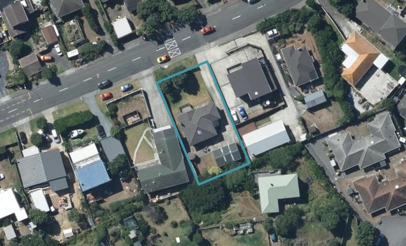 39 Tireti Road, Titahi Bay, Porirua - Carousel 1