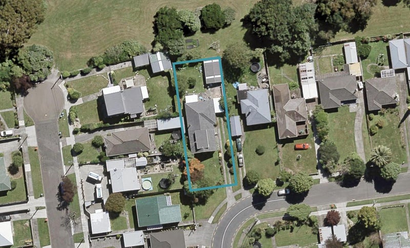1 Hudson Avenue, Ebdentown, Upper Hutt - Carousel 1