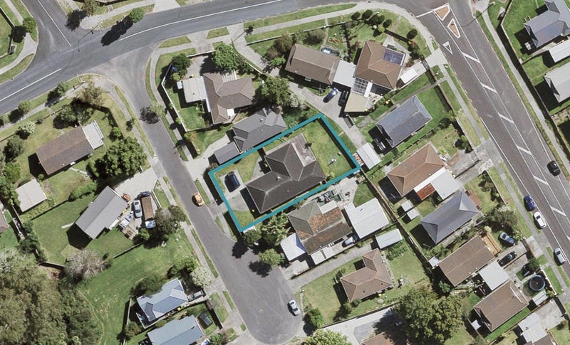 4 Hamblyn Place, Ranui, Auckland - Carousel 1