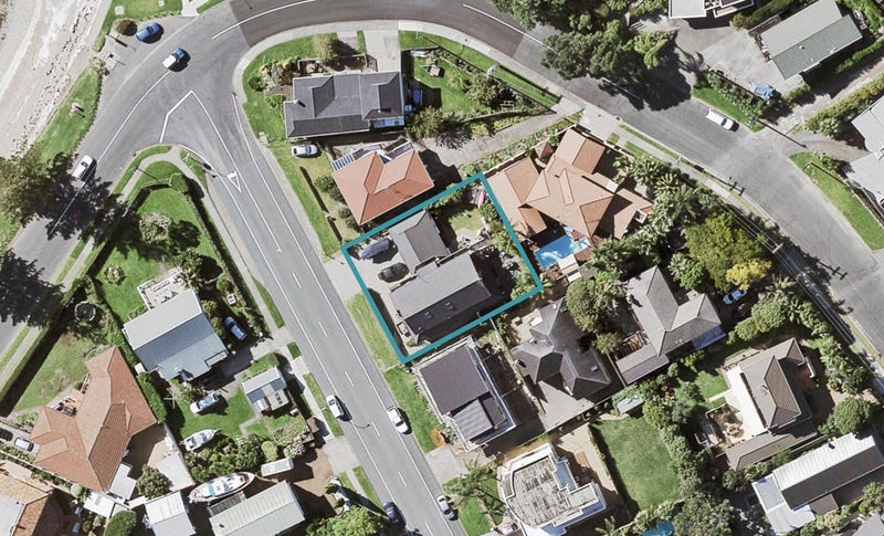 4 Hattaway Avenue, Bucklands Beach, Auckland - Carousel 1