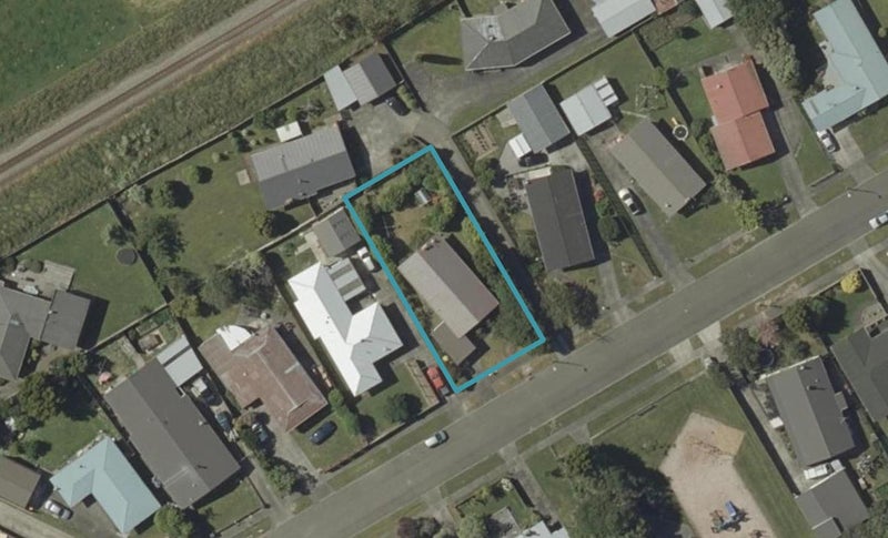 33 Kimberley Grove, Westbrook, Palmerston North - Carousel 1