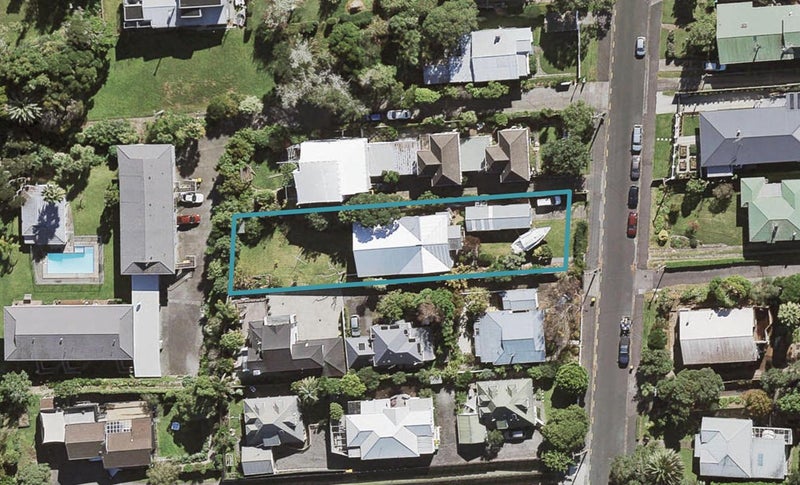 20 Church Street, Northcote Point, Auckland - Carousel 1