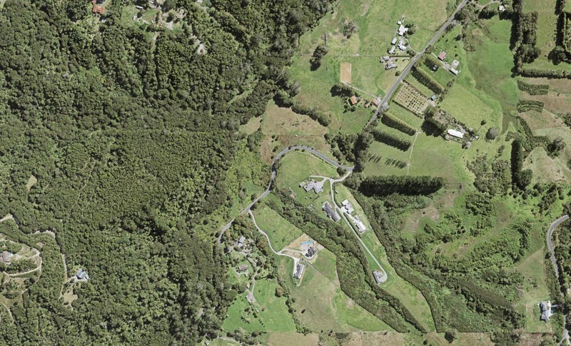 28A Tram Valley Road, Swanson, Auckland - Carousel 1