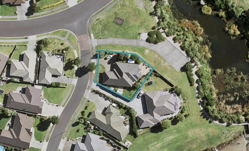 4 Waione Court, Takanini, Auckland - Carousel 1