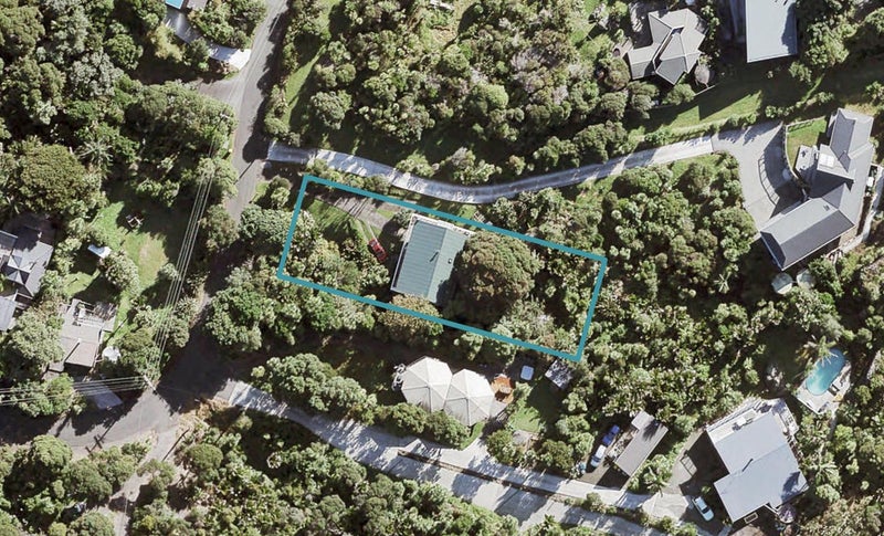 6 Rayner Road, New Lynn - Carousel 1