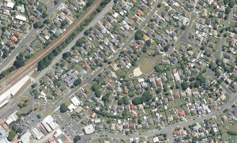 6/16 Sladden Street, Naenae, Lower Hutt - Carousel 1