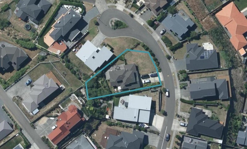 5 Aoraki Rise, Aotea, Porirua - Carousel 1