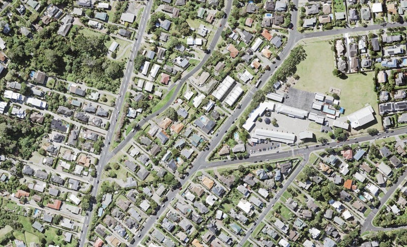 1/53 Browns Bay Road, Browns Bay, Auckland - Carousel 1