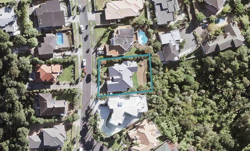 5 Elsfield Place, Torbay, Auckland - Carousel 1