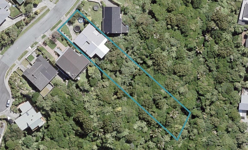 14 Camellia Terrace, Maungaraki, Lower Hutt - Carousel 1
