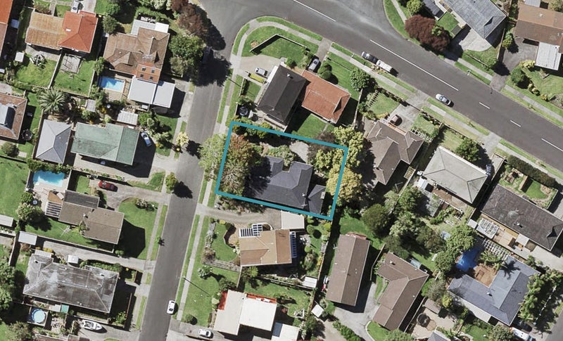 4 Luton Avenue, Sunnyhills, Auckland - Carousel 1