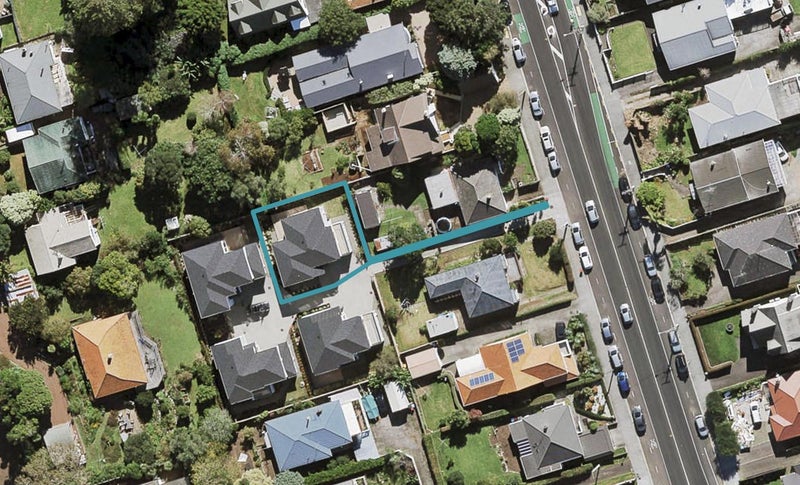 135D Mt Albert RD, Mount Albert, Auckland - Carousel 1