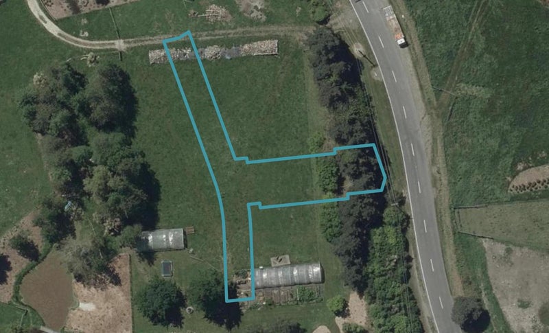 7 Kahika Lane, Westmorland, Christchurch - Carousel 1