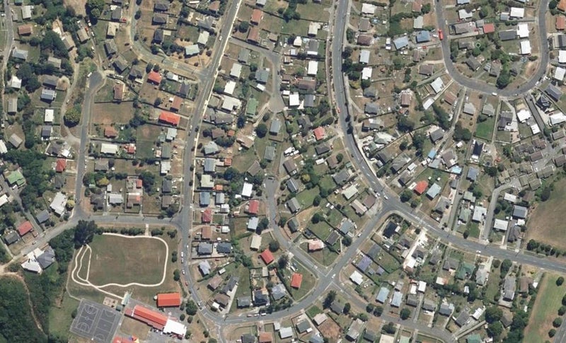 10 Arero Place, Titahi Bay, Porirua - Carousel 1