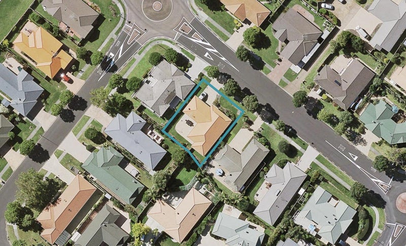 10 Huntington Drive, Huntington Park, Auckland - Carousel 1