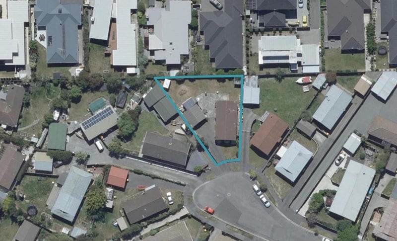 16 Tamarisk Place, Parklands, Christchurch - Carousel 1