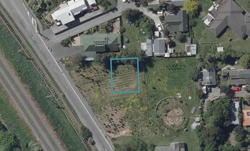2/11 Truscotts Road, Heathcote Valley, Christchurch - Carousel 1
