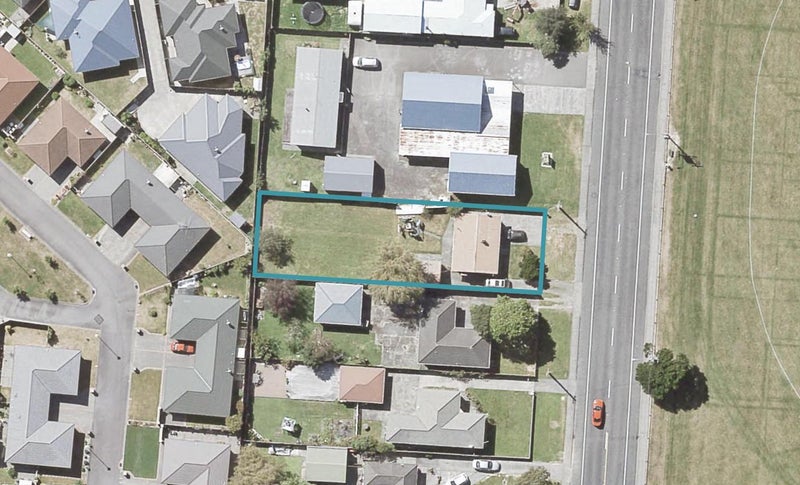 17 Fitzherbert Road, Wainuiomata, Lower Hutt - Carousel 1