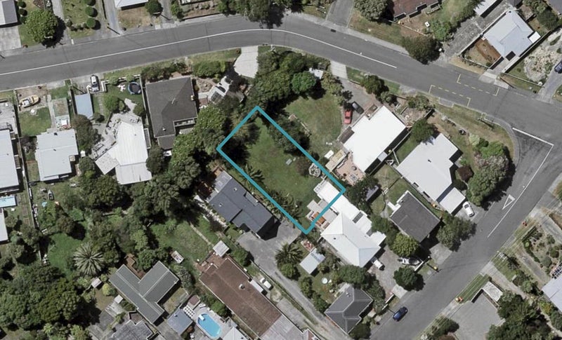 11A Frederick Street, Paraparaumu Beach, Paraparaumu - Carousel 1