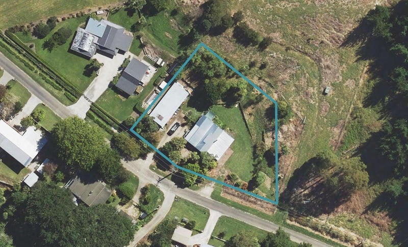 52 Shelley Road, Whataupoko, Gisborne - Carousel 1