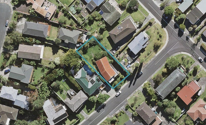 22 Woodcote Drive, Glenfield, Auckland - Carousel 1