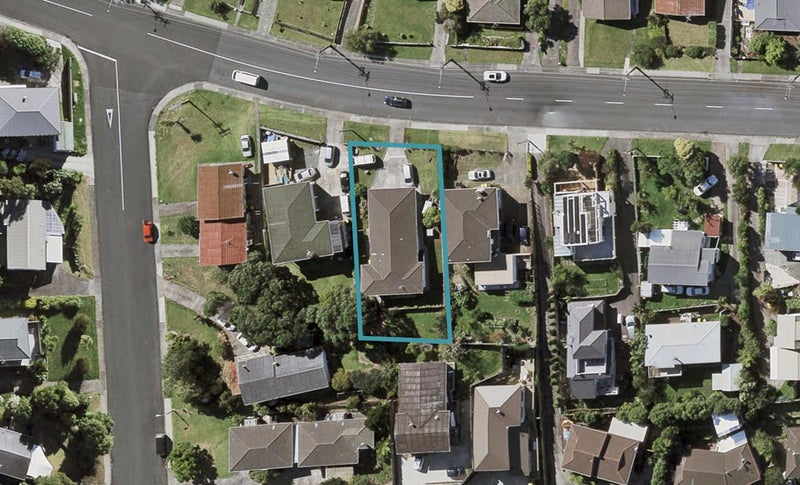 37 Target Road, Totara Vale, Auckland - Carousel 1