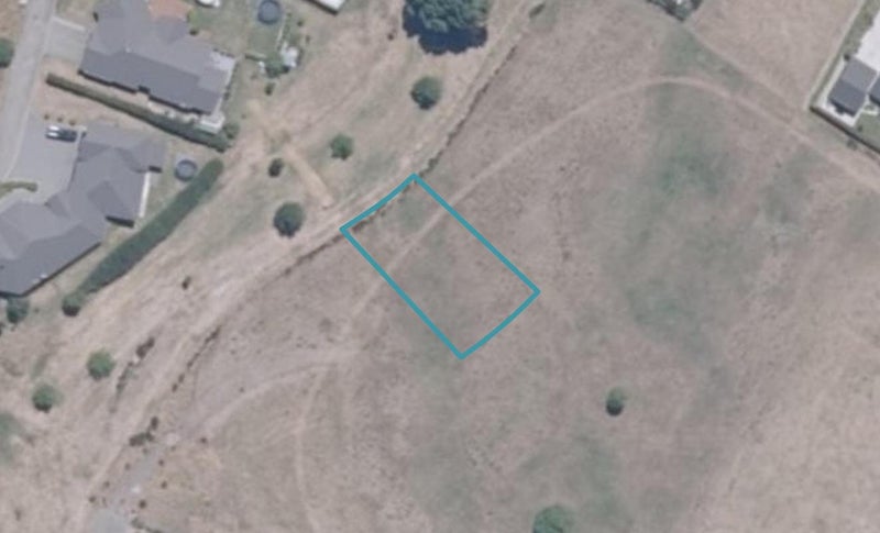8 St Pats Grove, Nukuhau, Taupo - Carousel 1
