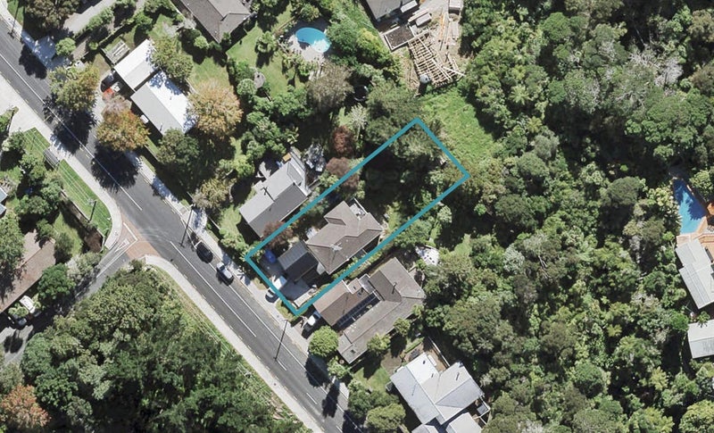 74 Tauhinu Road, Greenhithe, Auckland - Carousel 1
