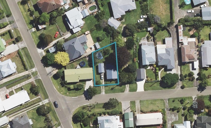 4 Domett Street, Whataupoko, Gisborne - Carousel 1