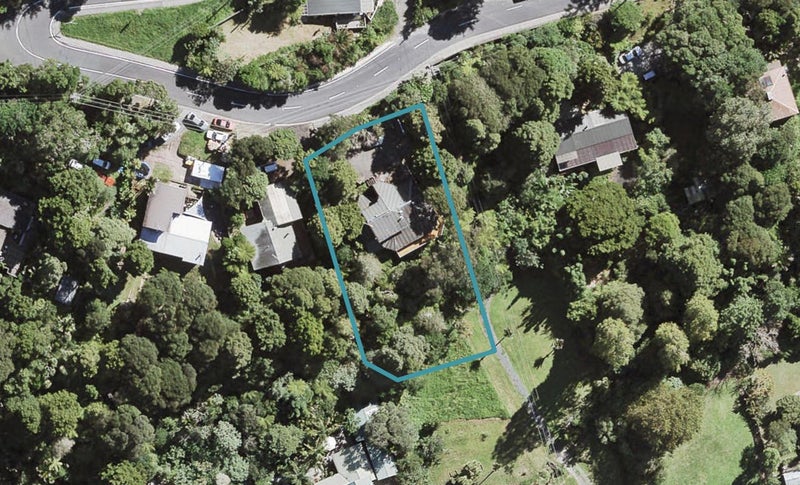 81 Warner Park Avenue, Laingholm, Auckland - Carousel 1