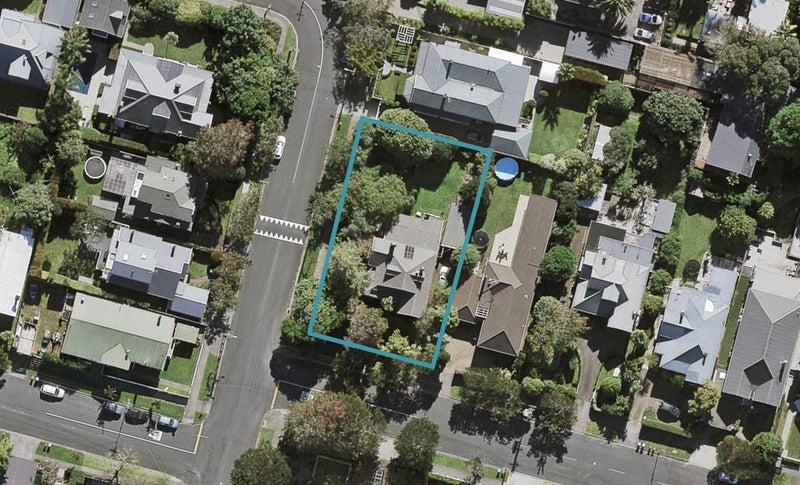 41 Fairview Road, Mount Eden, Auckland - Carousel 1