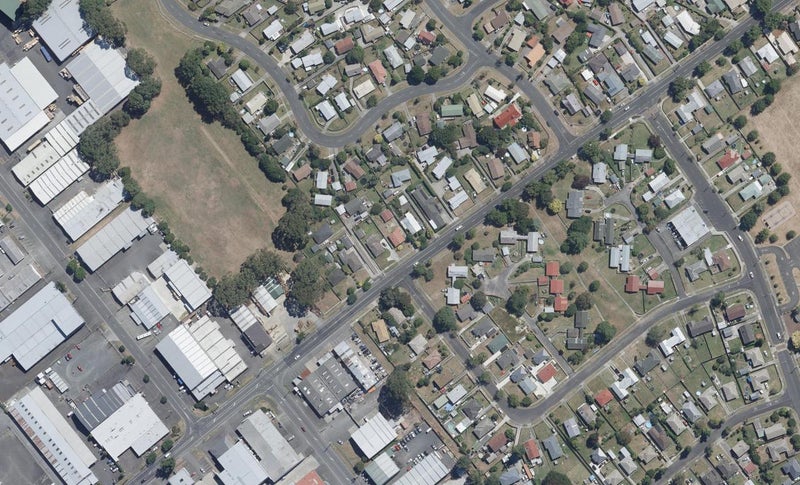 77 Bryant Road, St Andrews, Hamilton - Carousel 1