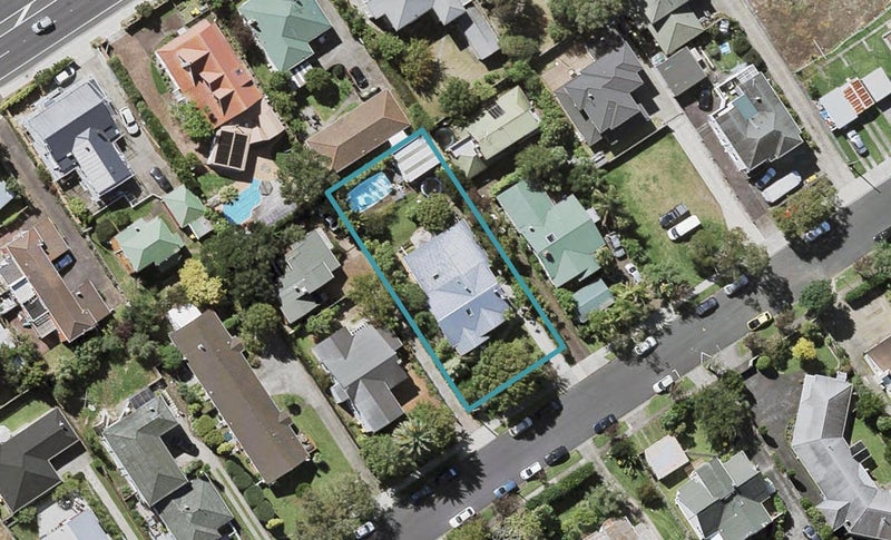 7 Napier Avenue, Takapuna, Auckland - Carousel 1