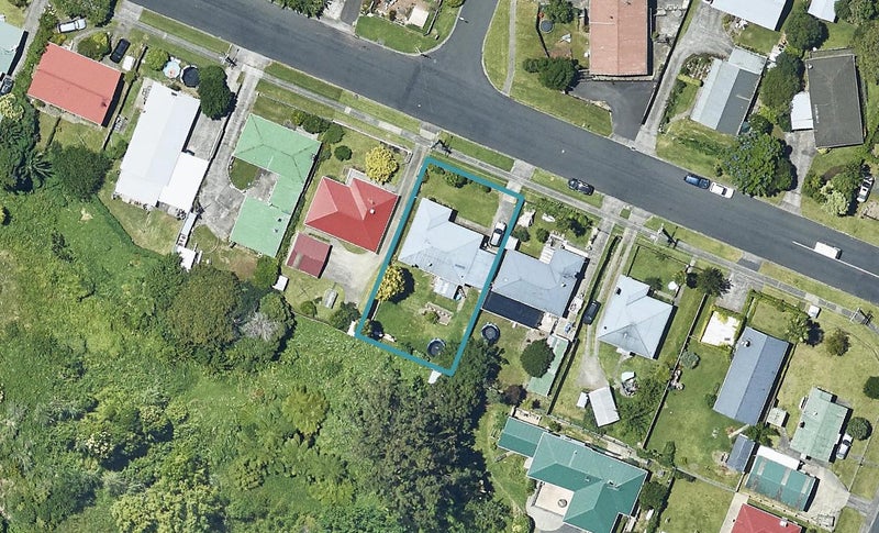 10 Tuthill Street, Gate Pa, Tauranga - Carousel 1
