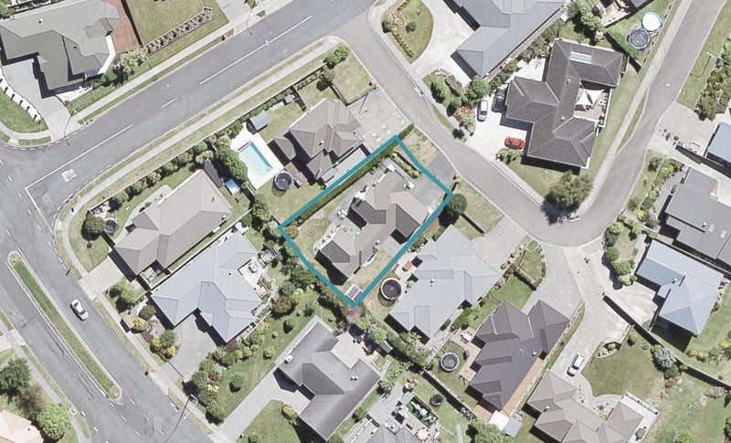 3 Colin Guppy Crescent, Riverstone Terraces, Upper Hutt - Carousel 1