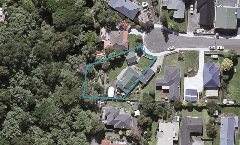 9 Lynton Street, Upper Vogeltown, New Plymouth - Carousel 1